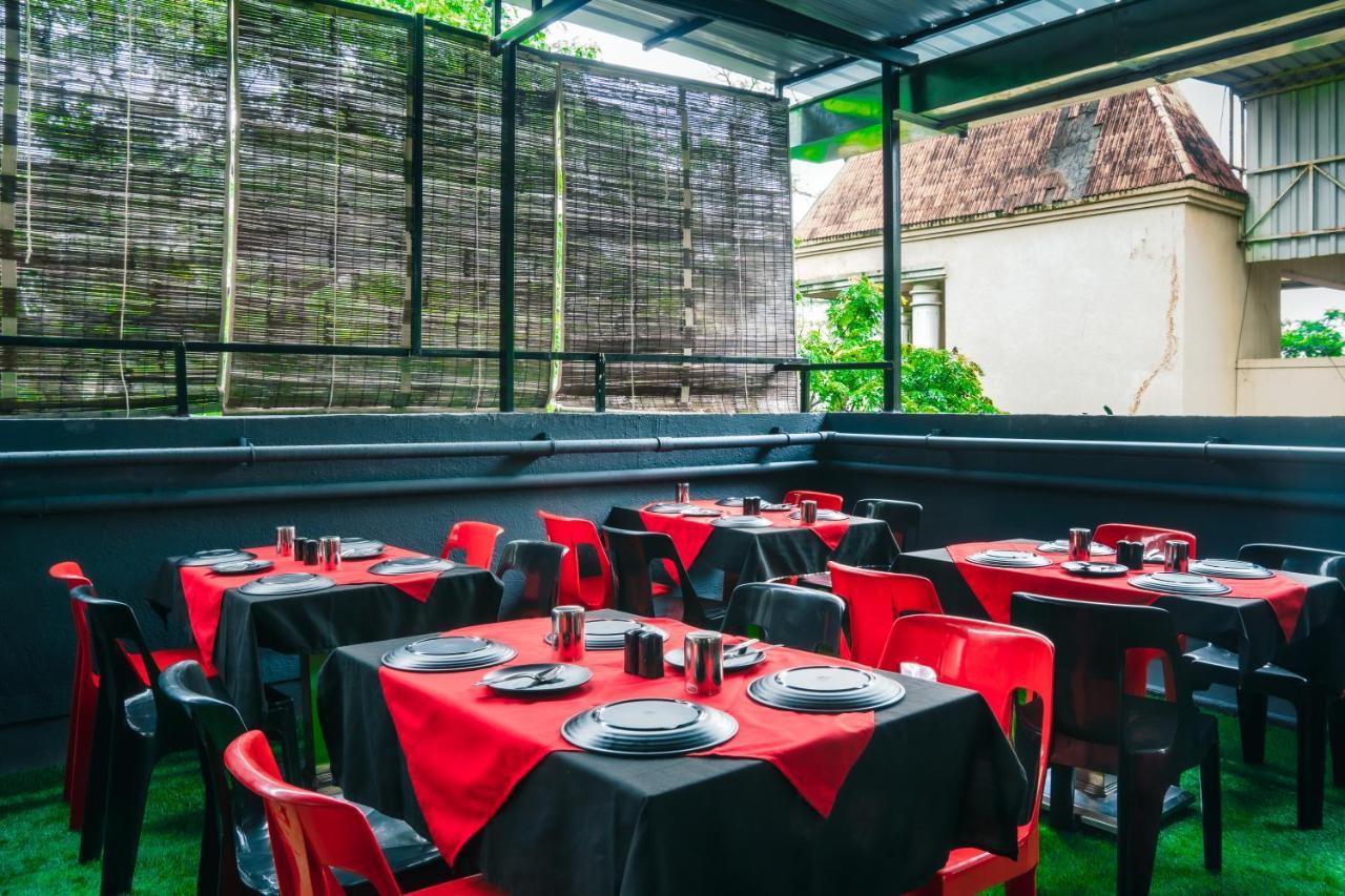 Treebo Serenity Inn, Koregaon Park Пуна Экстерьер фото